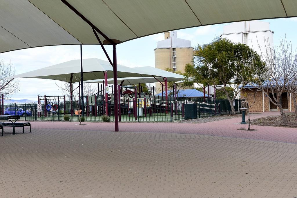 Travelway Motel Port Pirie Zewnętrze zdjęcie